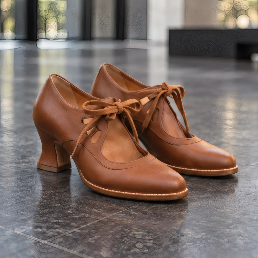 Anastasia Women's Sculpted-Heel Leather Pumps - Brown - female - Eric Muller - Image 3
