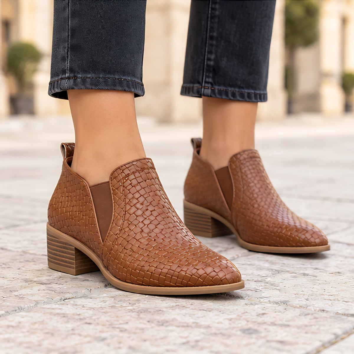 Brielle Women's Woven Leather Low Block Heel Loafers - Brown - wapfoot - Eric Muller - Image 3