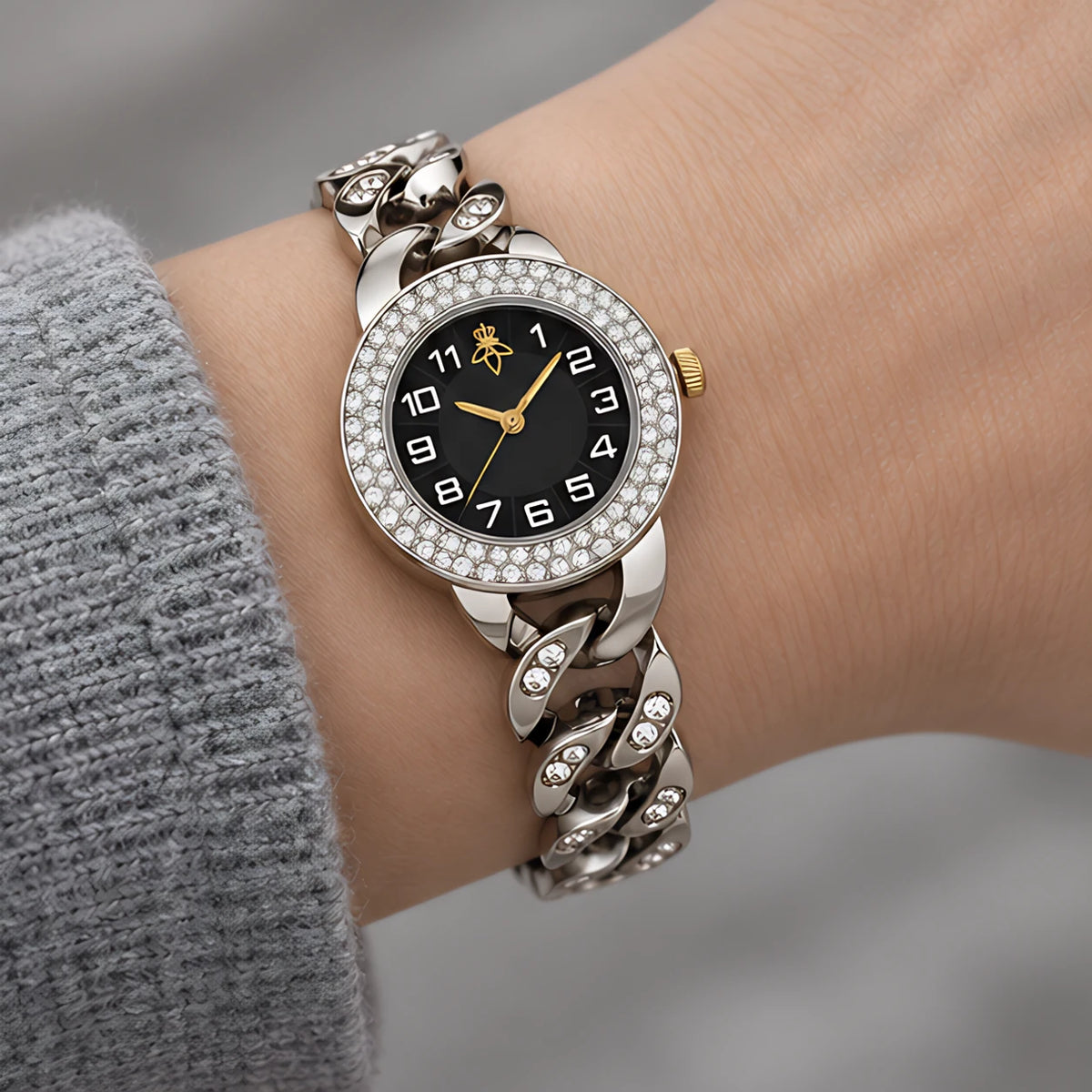 Evanthe Women's Round Crystal Bezel Chain Bracelet Watch - Silver- Black - female - Eric Muller - Image 3